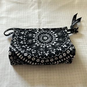 Vera Bradley Makeup Bag In Black